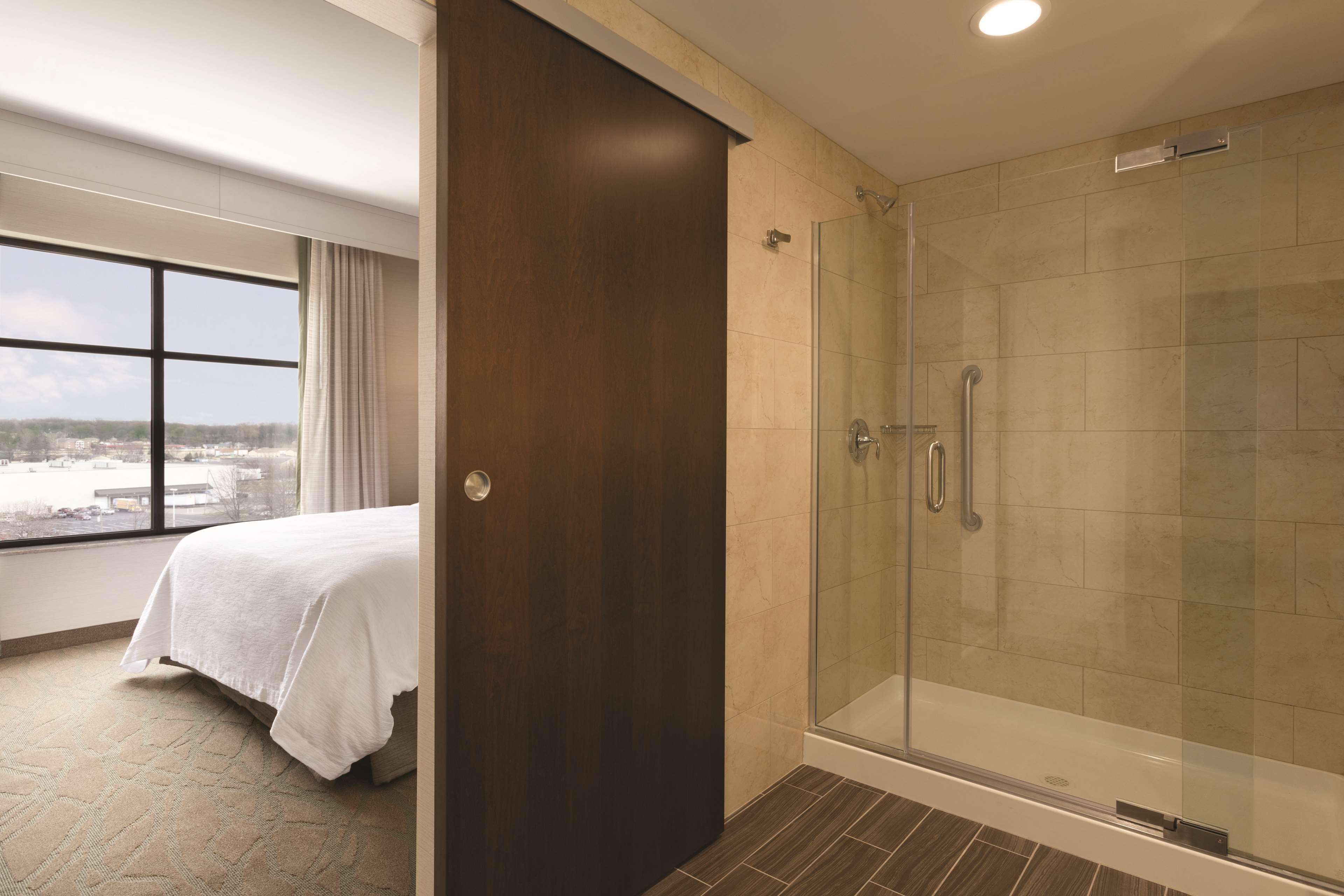 Embassy Suites By Hilton Akron Canton Airport North Canton Bagian luar foto