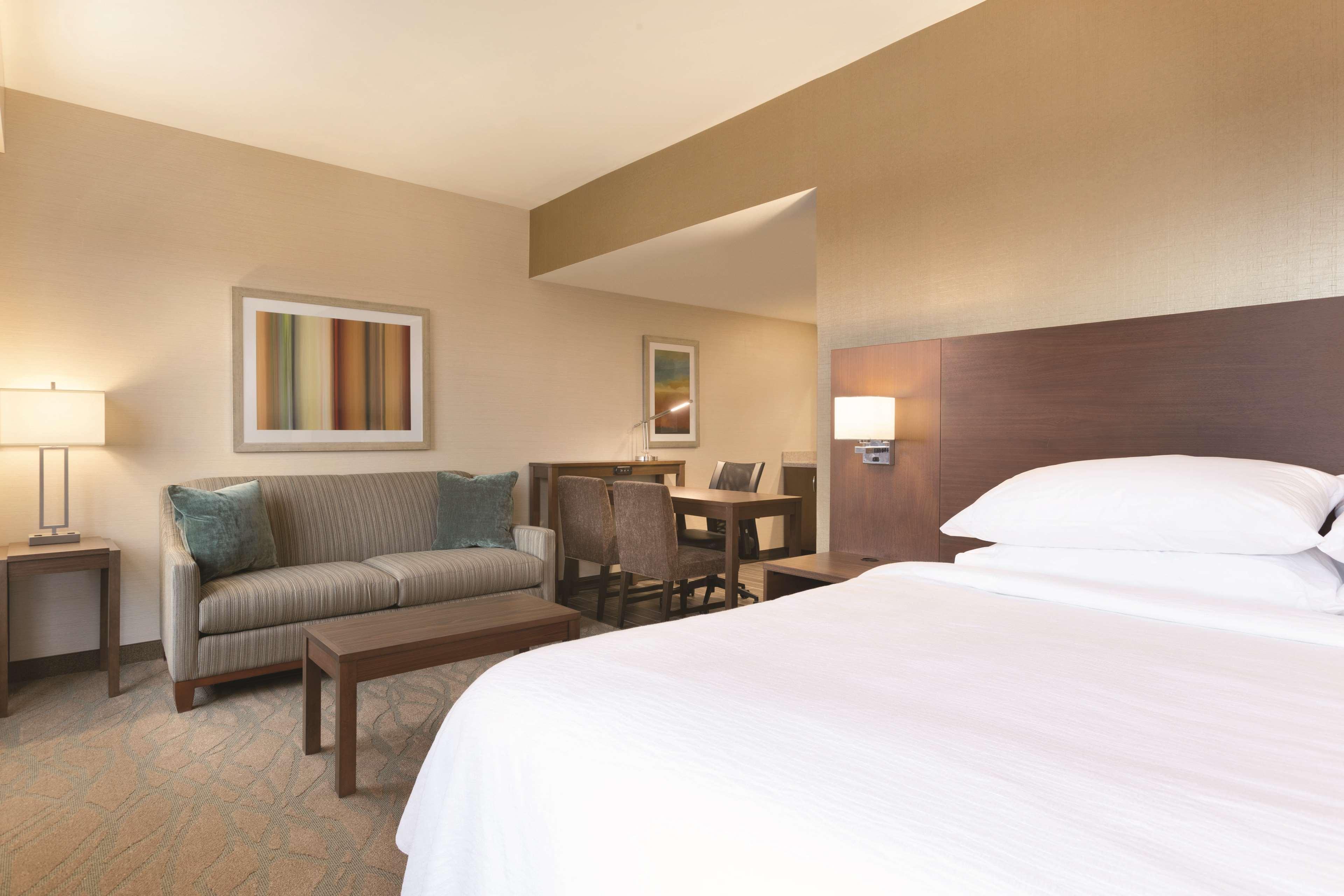 Embassy Suites By Hilton Akron Canton Airport North Canton Bagian luar foto