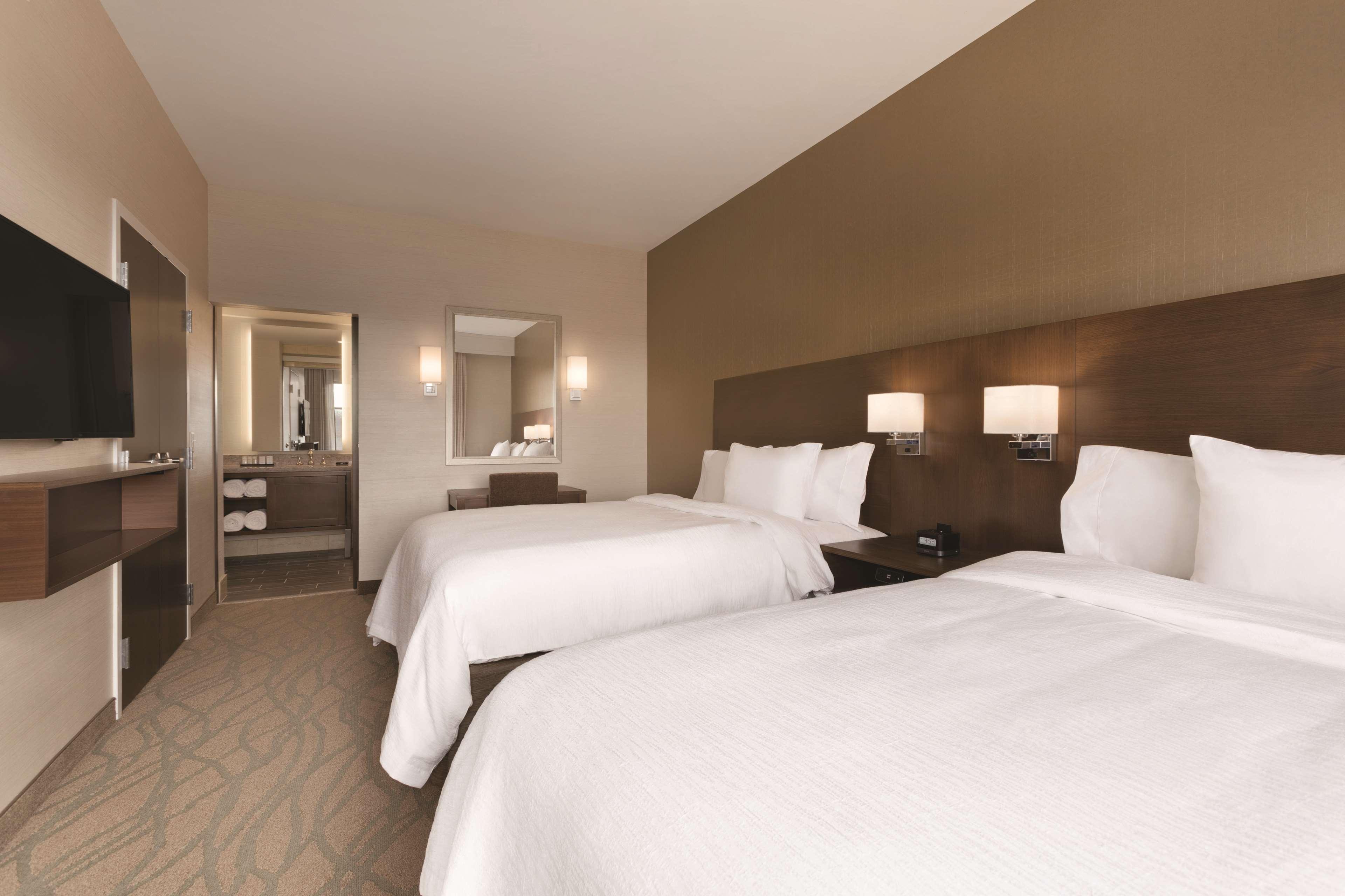 Embassy Suites By Hilton Akron Canton Airport North Canton Bagian luar foto