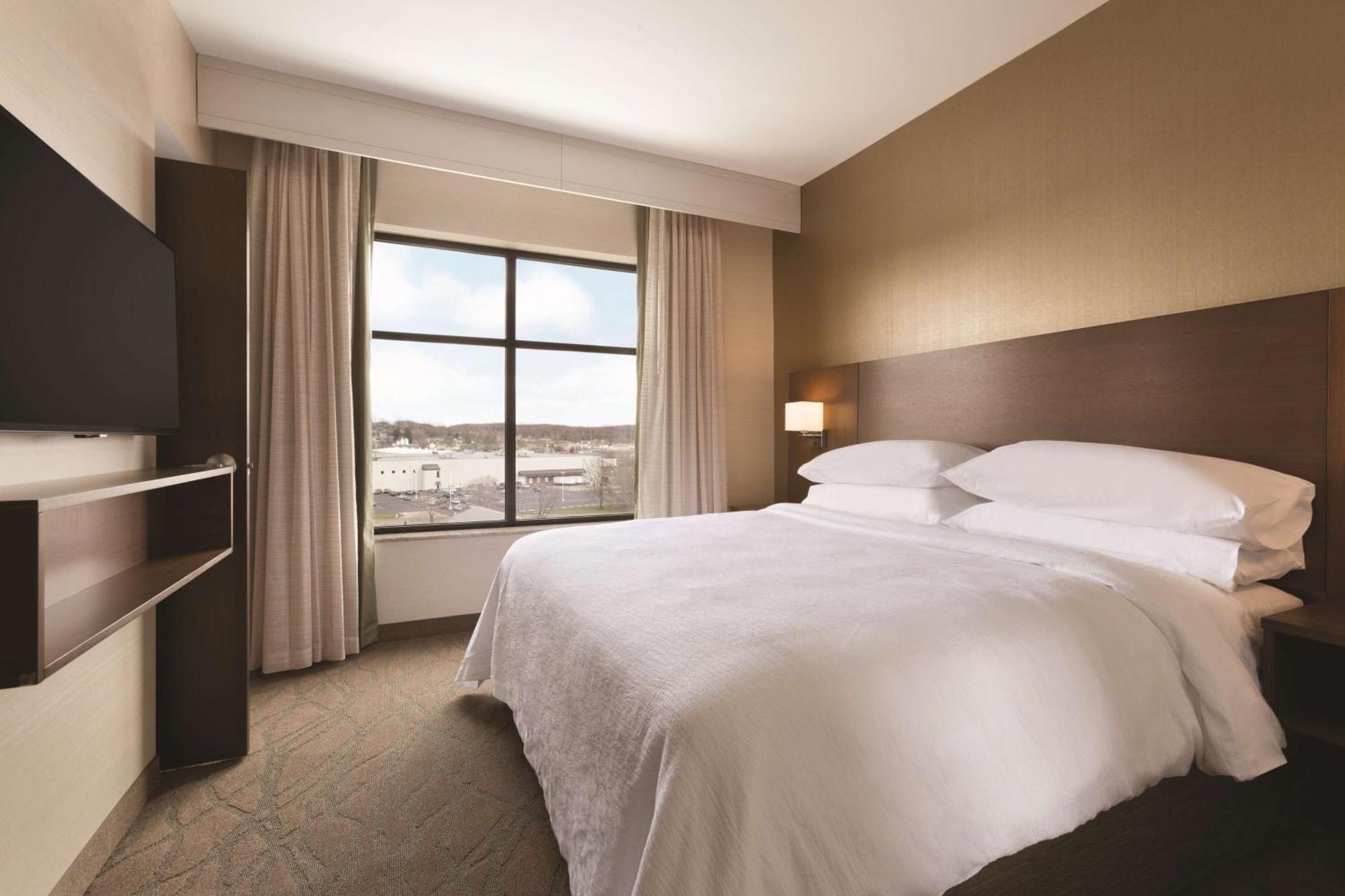 Embassy Suites By Hilton Akron Canton Airport North Canton Bagian luar foto