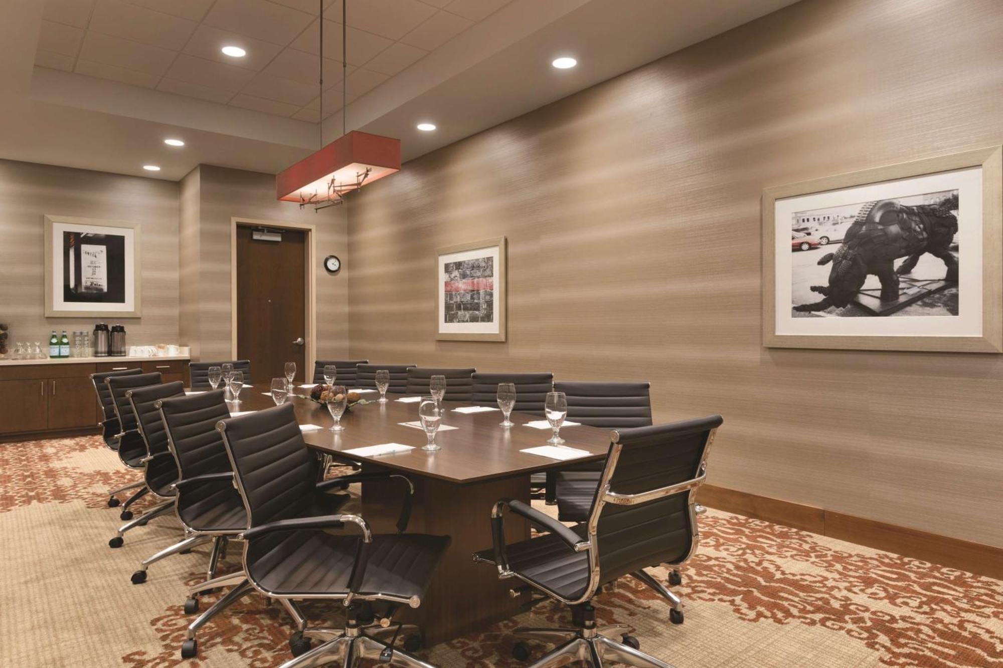 Embassy Suites By Hilton Akron Canton Airport North Canton Bagian luar foto